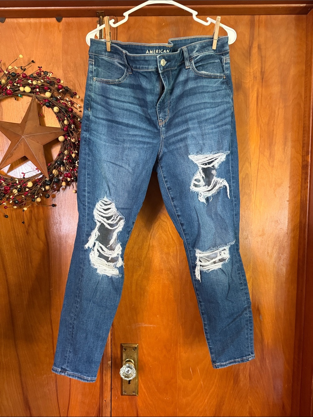 American Eagle Outfitters womens Distressed Blue Slim Jeans next level stretch